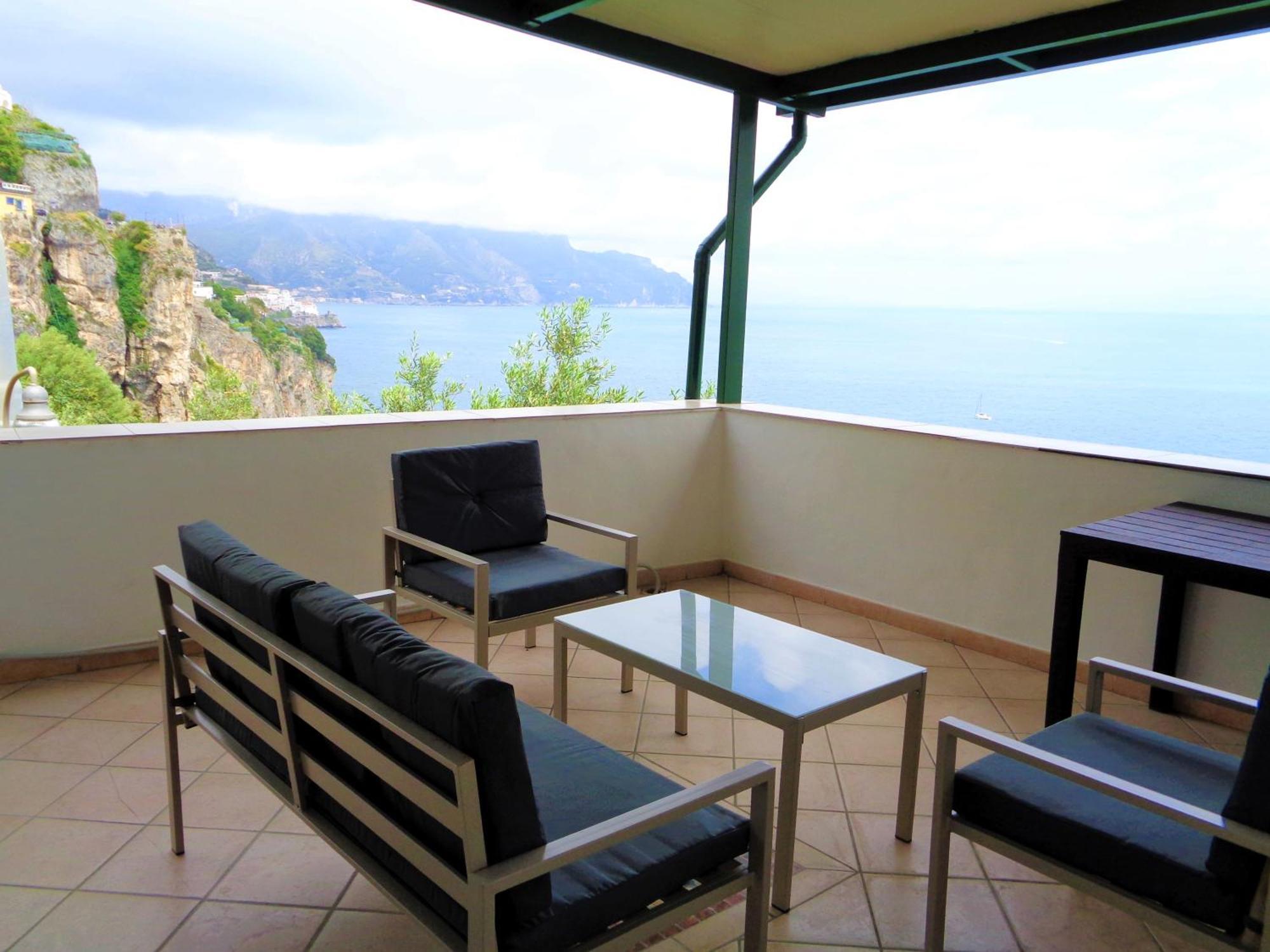 Blue Lagoon Amalfi Buitenkant foto